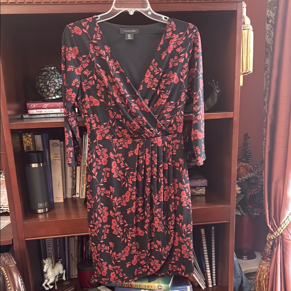 Tahari Women's Black and Red Floral Dress